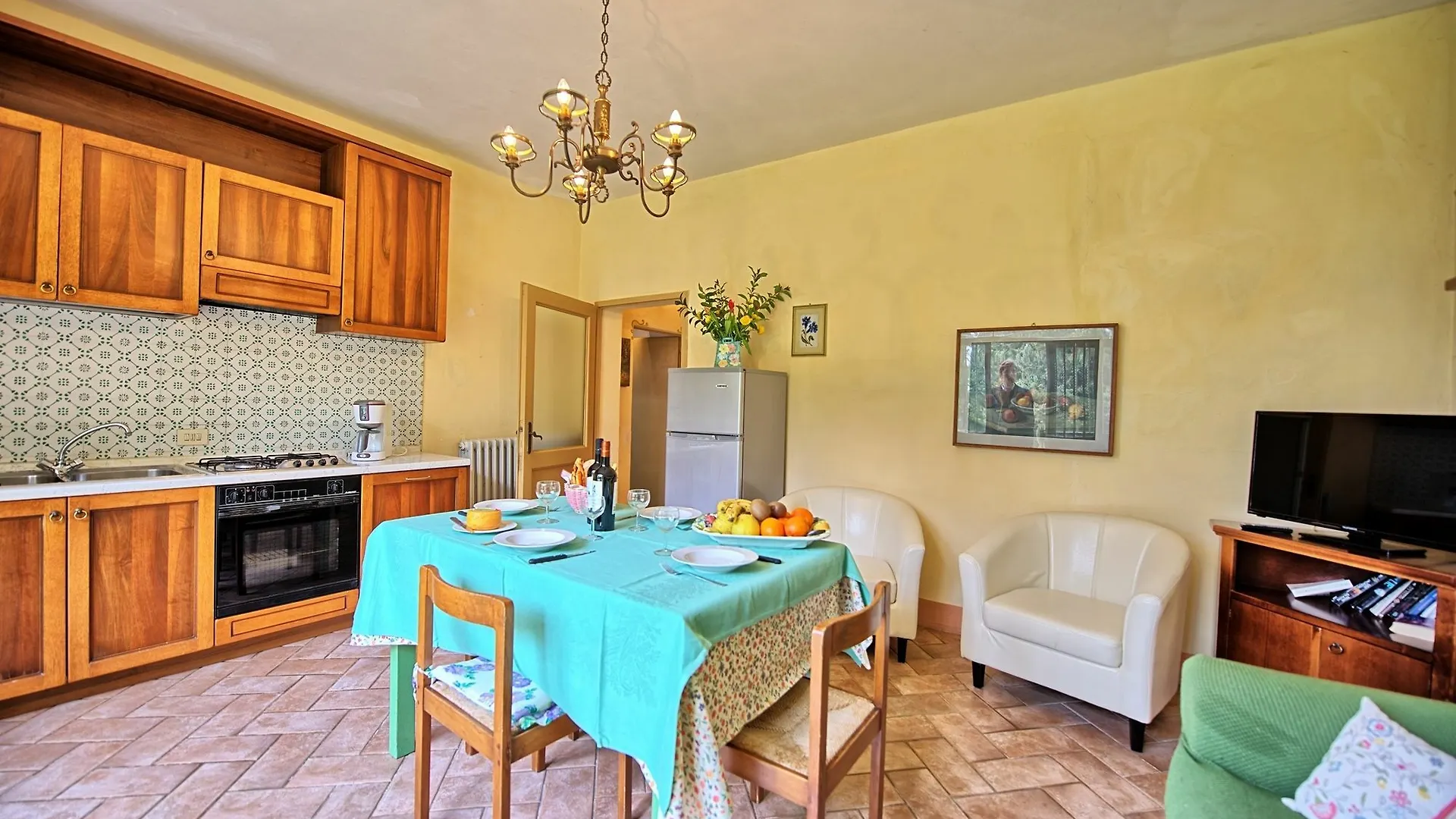 Vittoriana Near San Gimignano By Posarellivillas